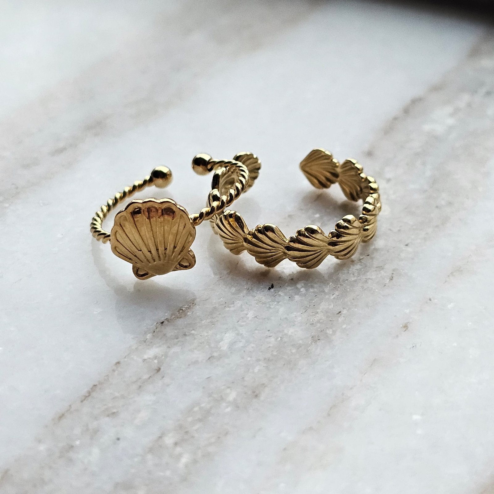 Gouden ringen handgemaakt luniquebyjans